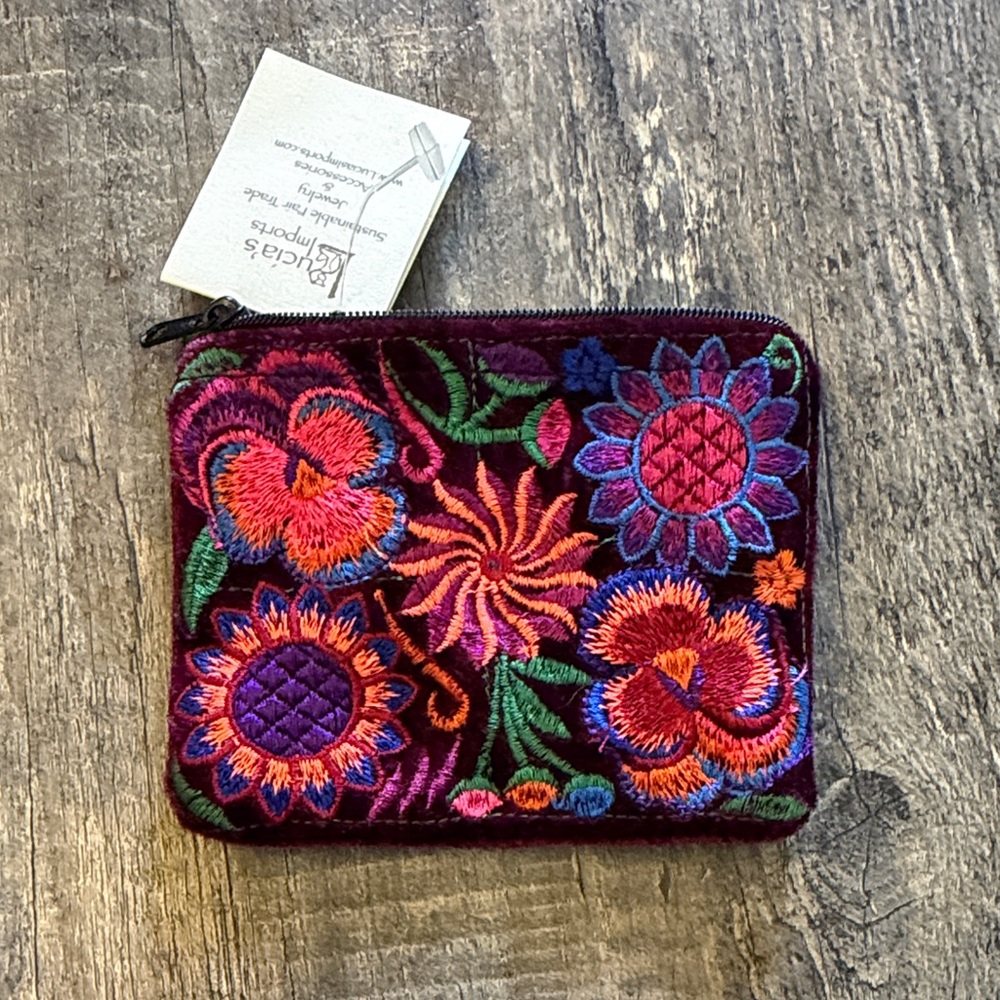 Colorful Embroidered Women's‎ Pouch